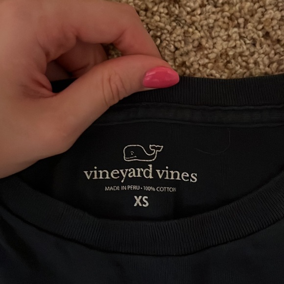 Navy blue Vineyards Vine long sleeve! - Picture 3 of 4
